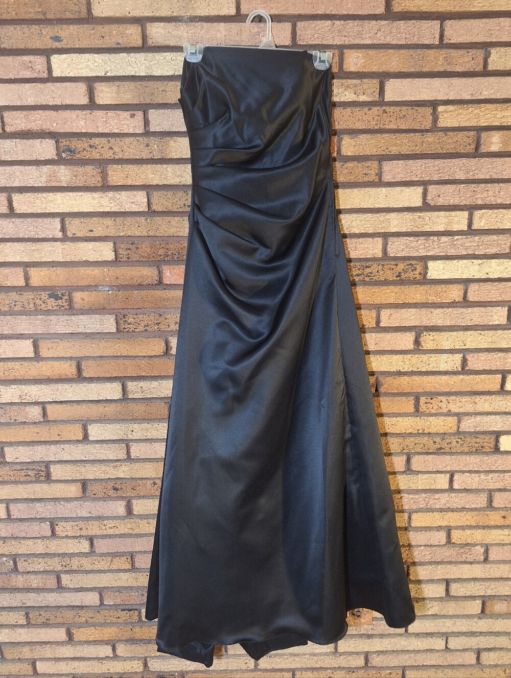 Urban Girl Nites Black Size 3/4 Strapless Full Length Gown With Train
